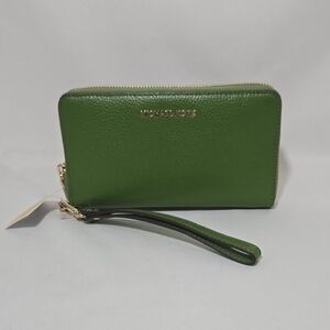 Michael Michael Kors Wristlets True Green LG Flat MF PHN Case Leather Wallet